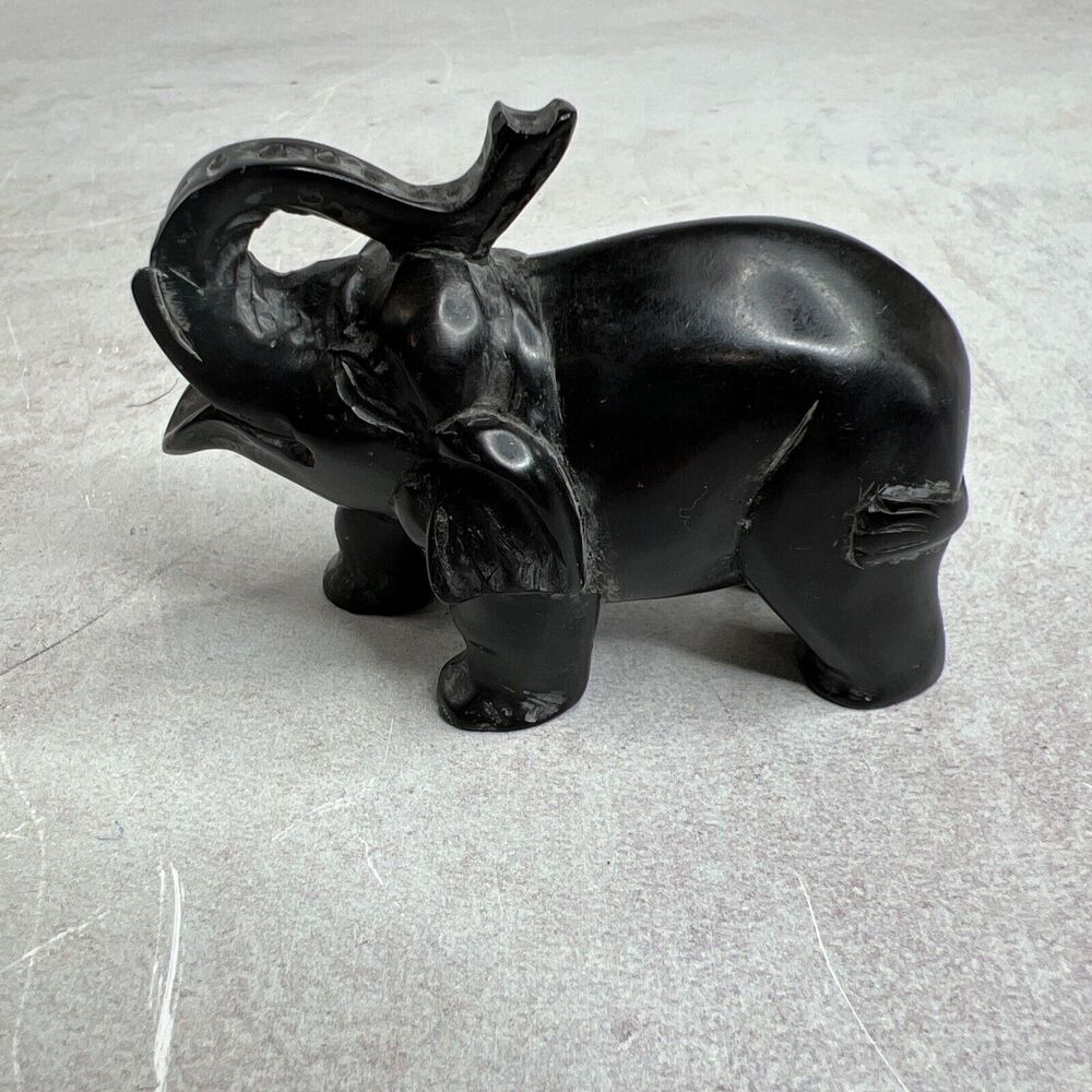 Small Black Natural Stoneโ Elephant